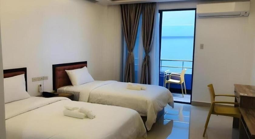 Hotel Primera Zamboanga Exteriör bild